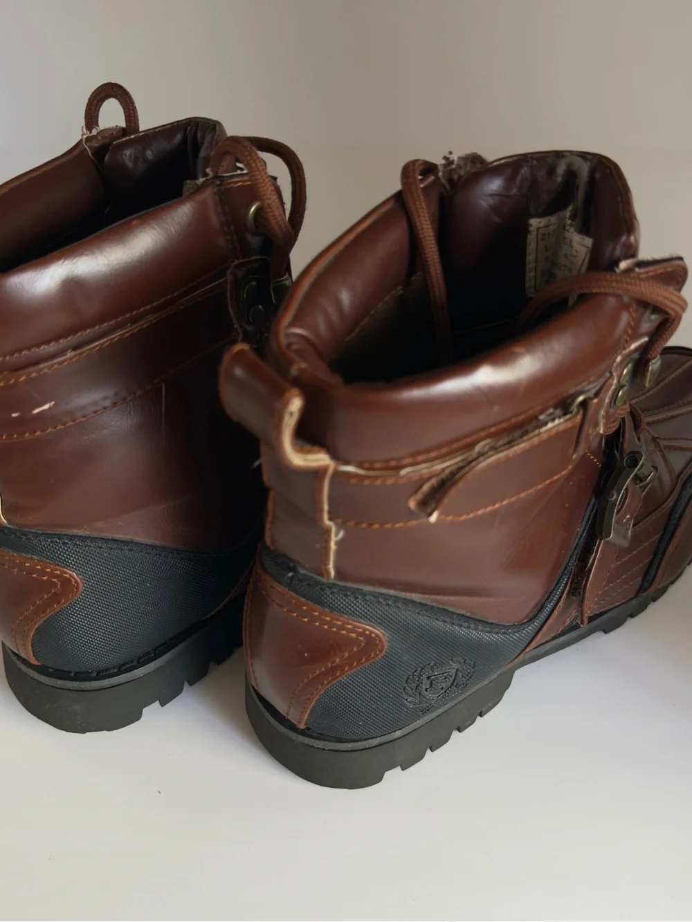 Men's Brown Lace-Up Strap Rugged Outdoor Boots
